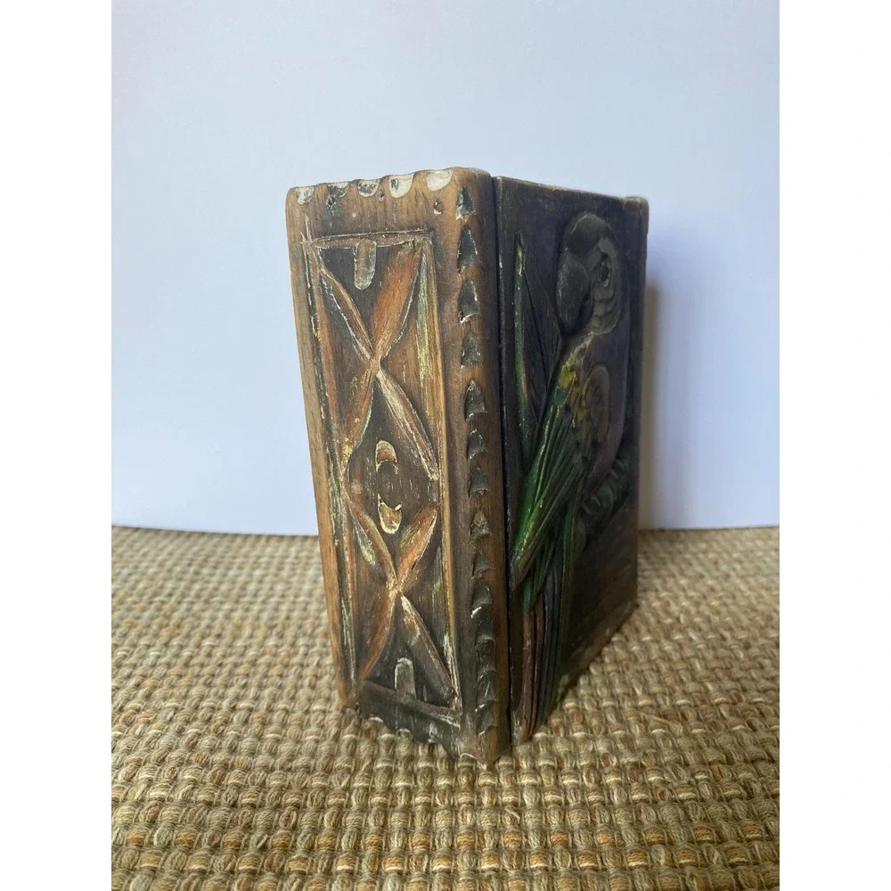Vintage‎ Hand Carved Wooden Parrot Trinket Box Tropical Folk Art Sliding Lid 6in